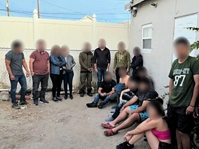 Migrants at AirBnB stash house in El Paso. (Homeland Security Investigations)